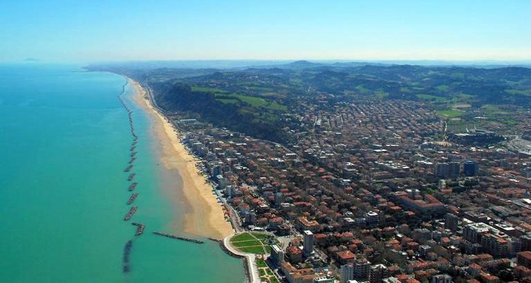 Appartamenti Pesaro Mare Ledimar Exterior foto